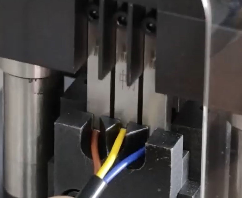 Станок для опрессовки арматуры EW-5055A