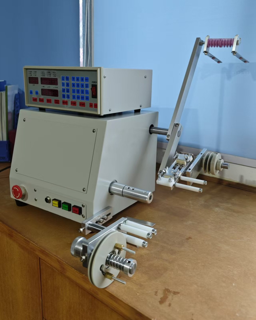 Станок для рядовой намотки катушек HL-810 Станок для рядовой намотки катушек HL-810